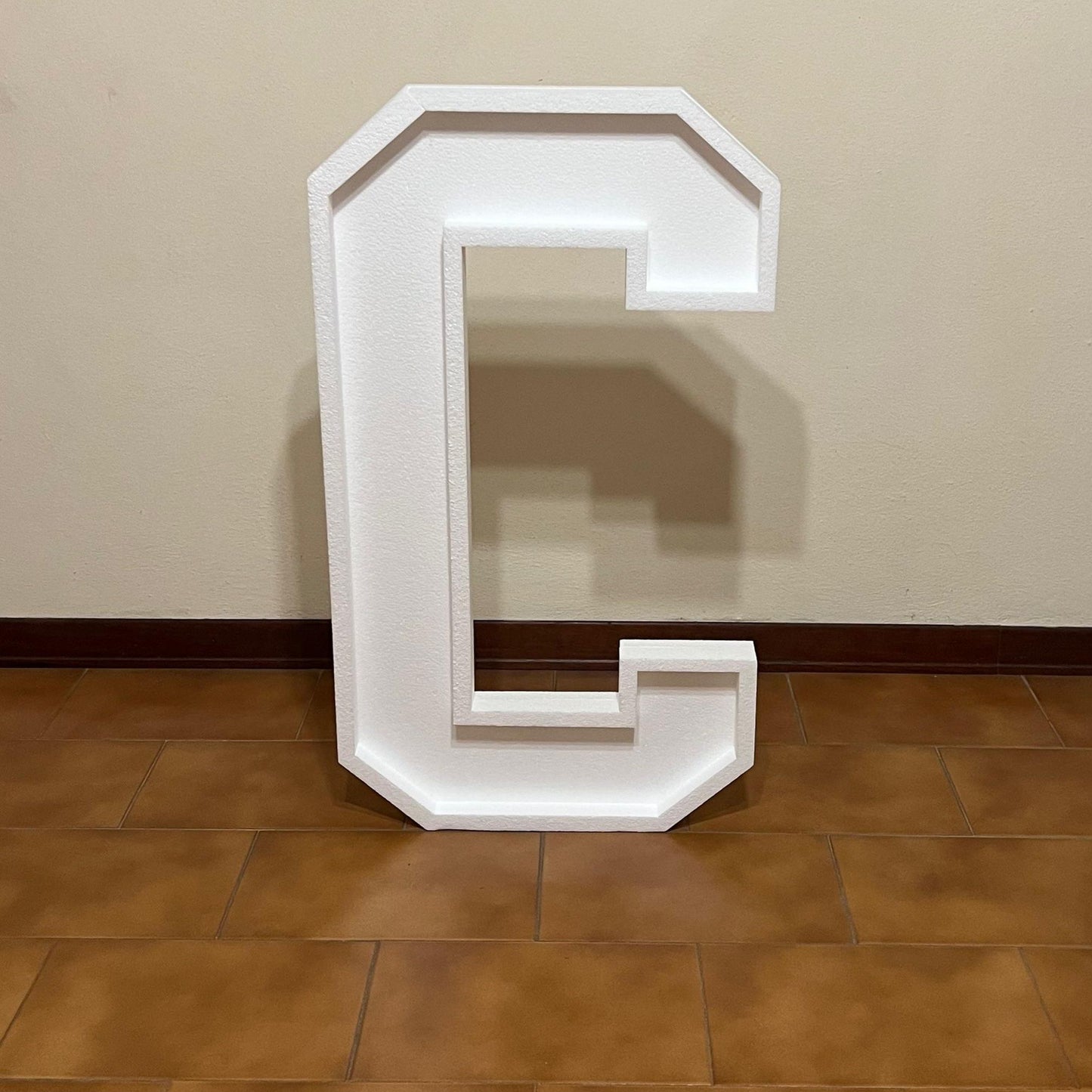 Lettera C Senza Luci