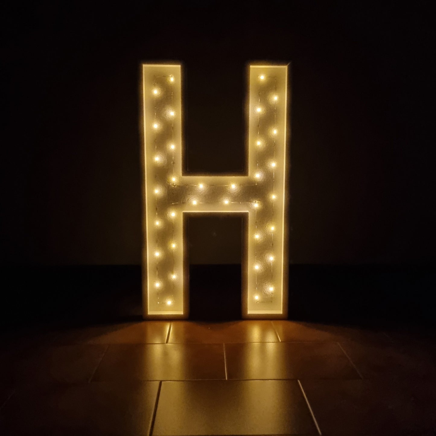 Lettera H Luminosa