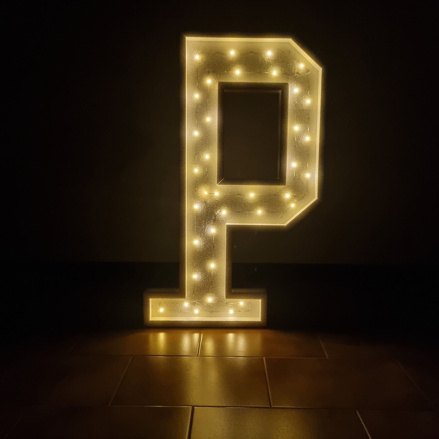 Lettera P Luminosa