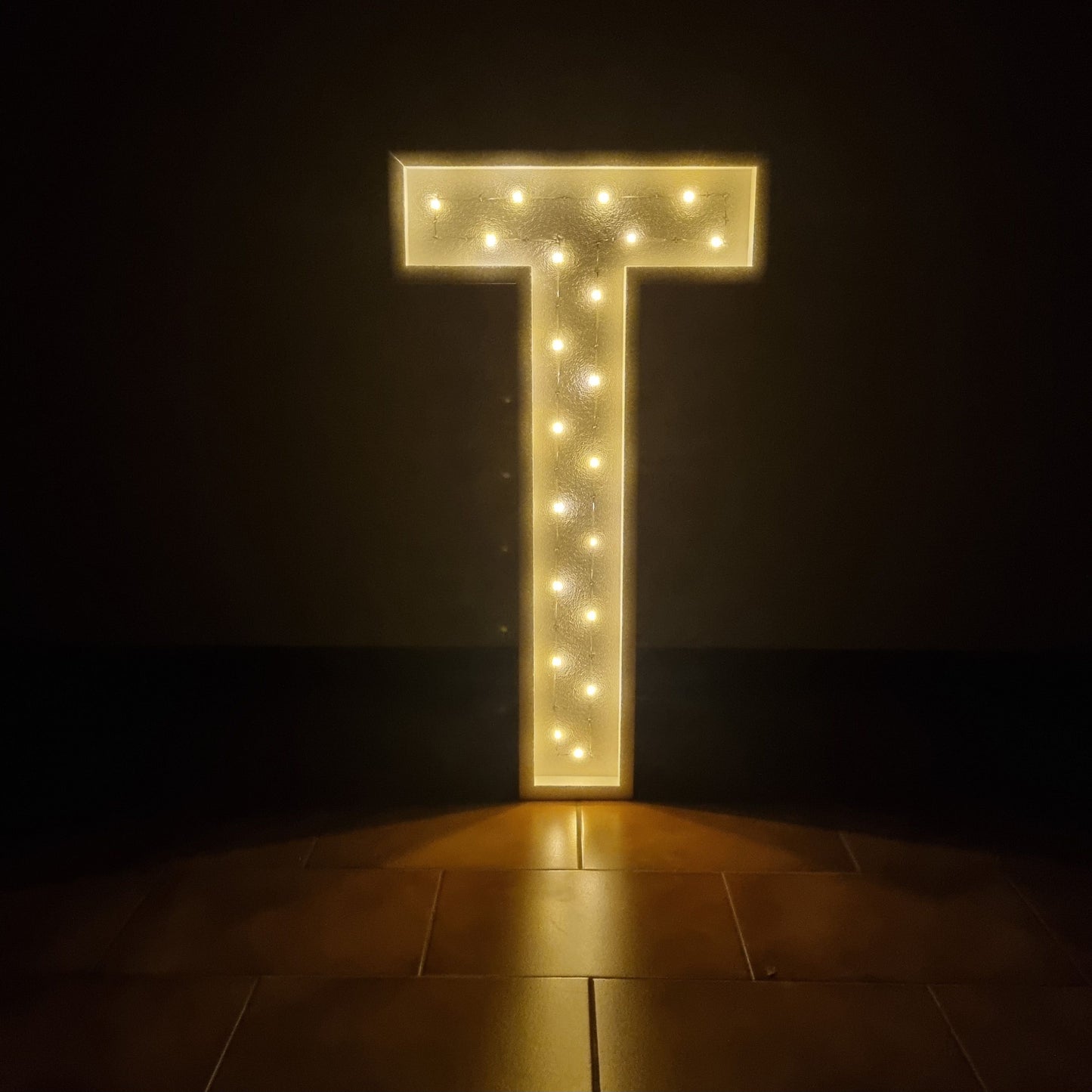 Lettera T Luminosa