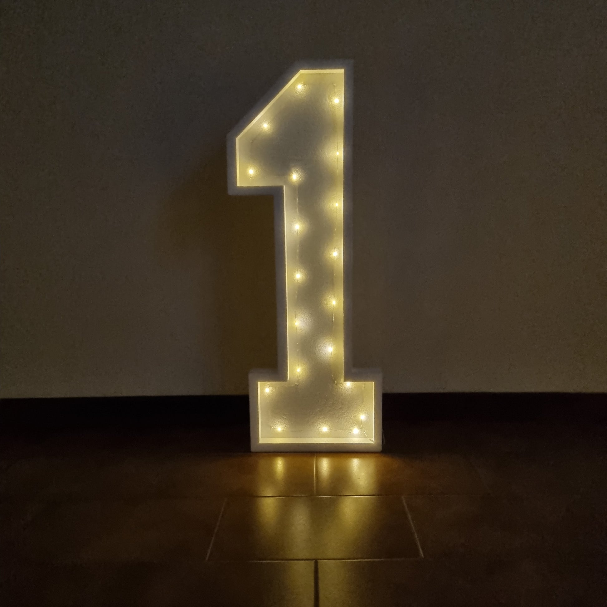 Numeri luminosi da 16-44, numeri di compleanno, numeri di eventi giganti,  decorazioni luminose con numeri -  Italia