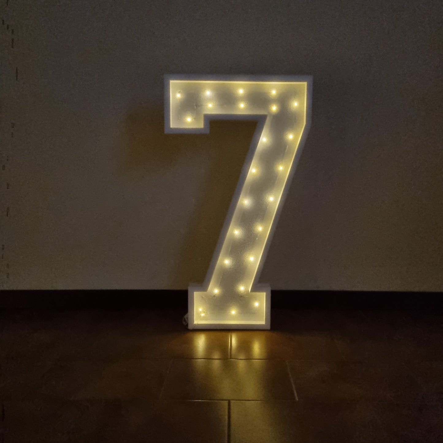 Numero 7 Luminoso Grande